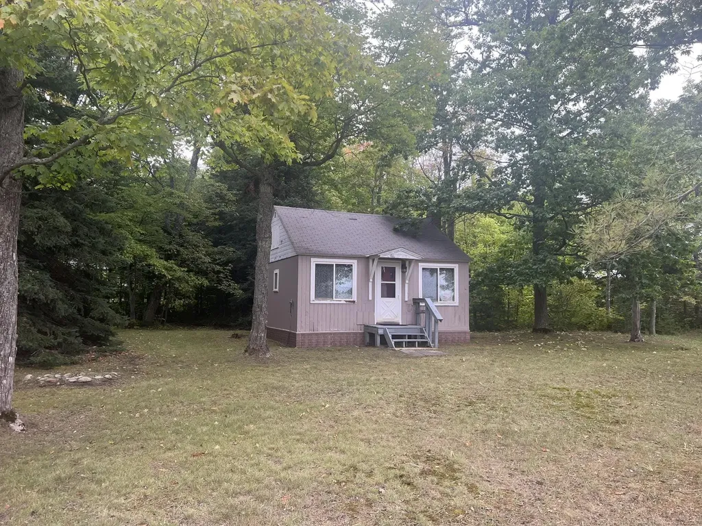 30410 Co Road 407 Road Mcmillan Township MI 49868