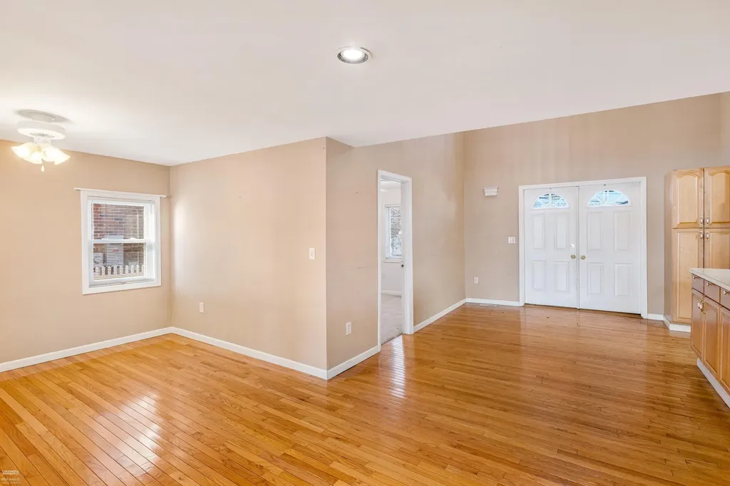 35610 Jeffers Court Harrison Charter Township MI 48045