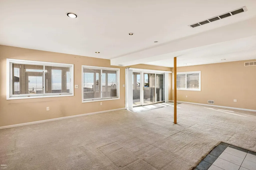 35610 Jeffers Court Harrison Charter Township MI 48045