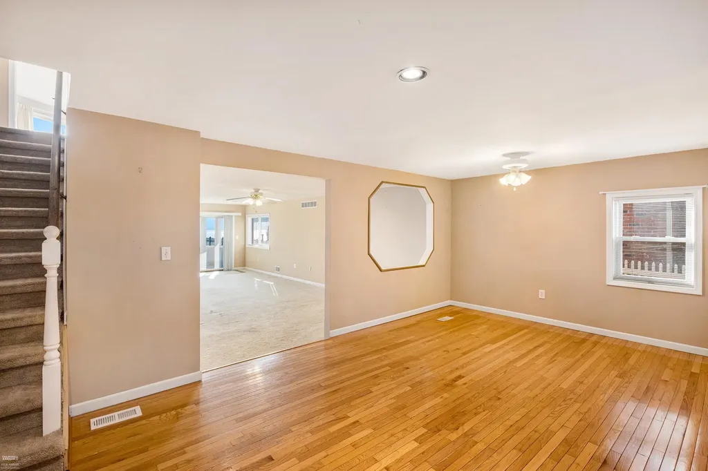 35610 Jeffers Court Harrison Charter Township MI 48045