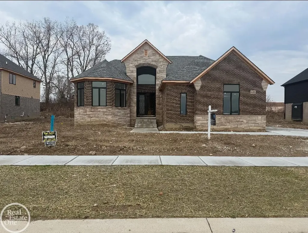 51581 Forster Lane Shelby Charter Township MI 48316