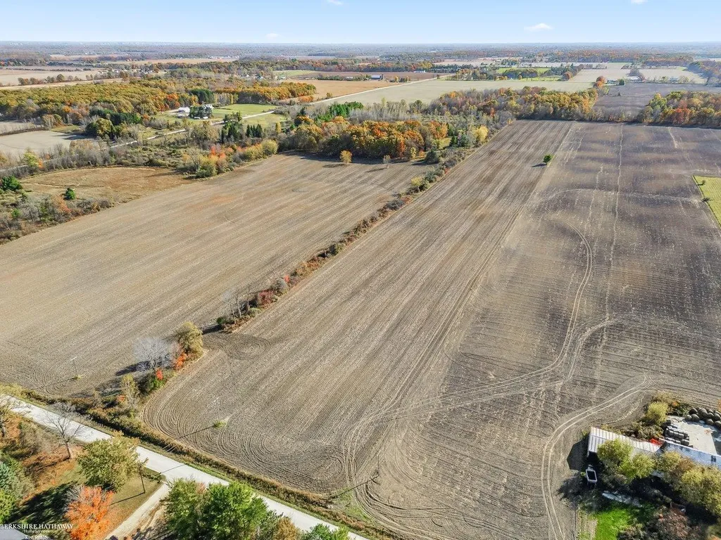Mcintyre Road Clyde Township MI 48049