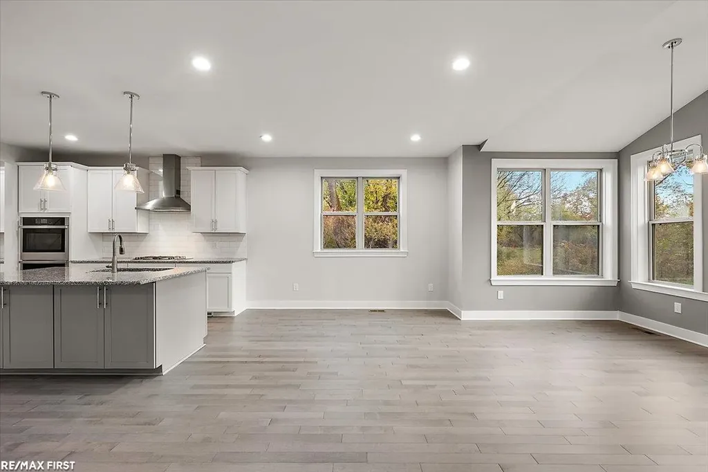 62042 Mound Road Washington Township MI 48094