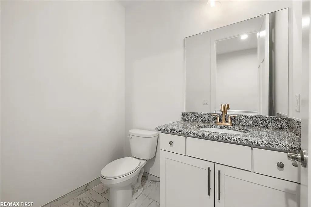 62042 Mound Road Washington Township MI 48094