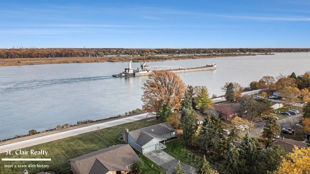 2516 River Road Marysville City MI 48040