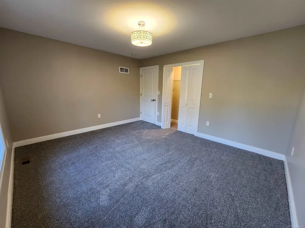 28430 Ranchwood Drive Southfield City MI 48076