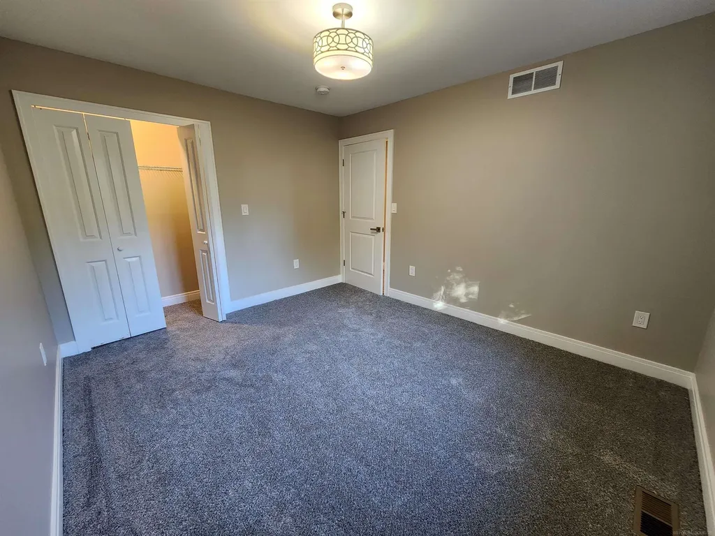 28430 Ranchwood Drive Southfield City MI 48076
