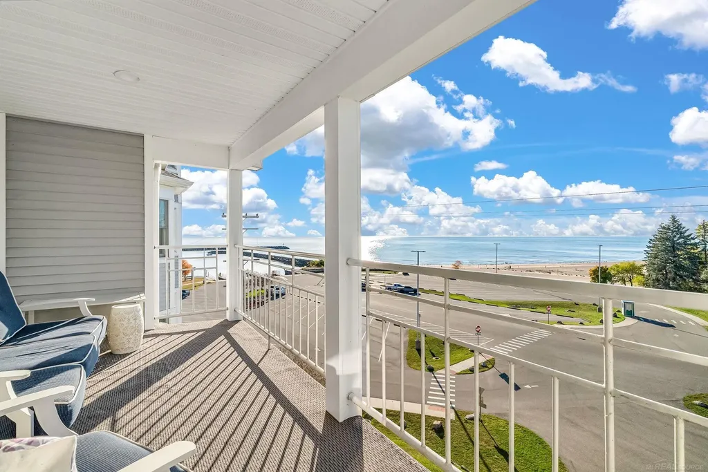 7338 Huron # 28 Street Lexington Village MI 48450