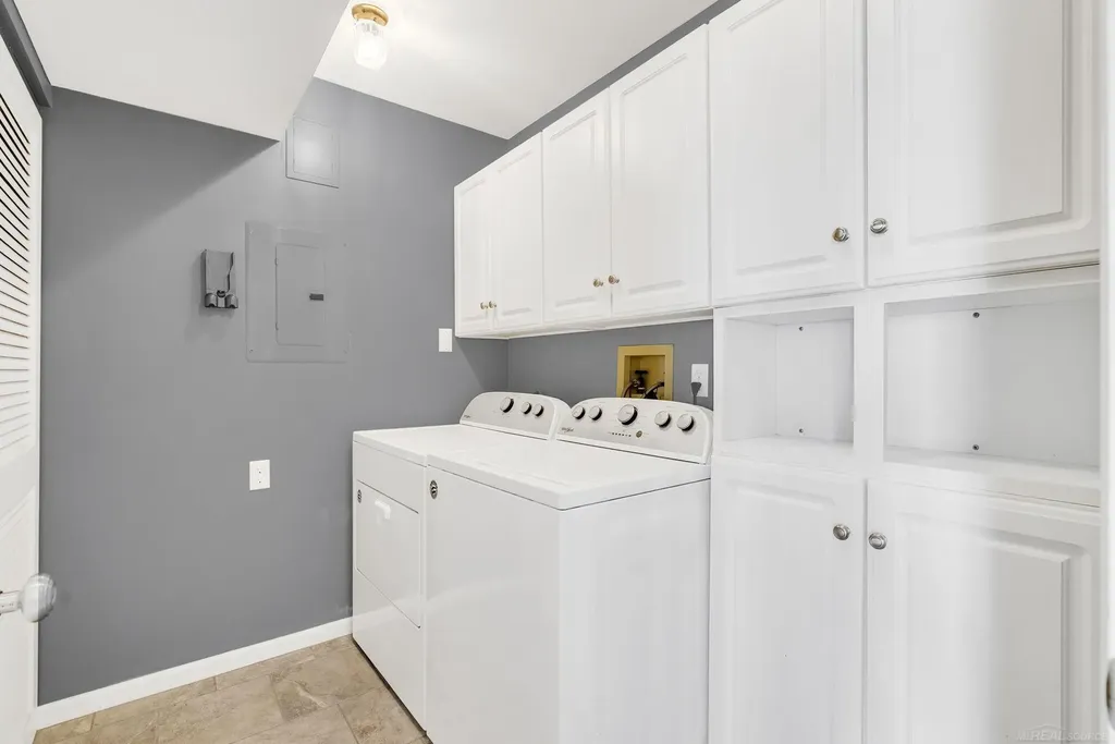 7338 Huron # 28 Street Lexington Village MI 48450