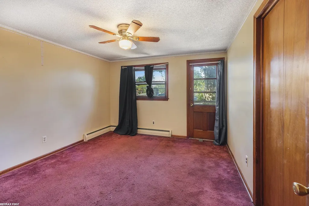 31461 Merrily St Street Roseville City MI 48066