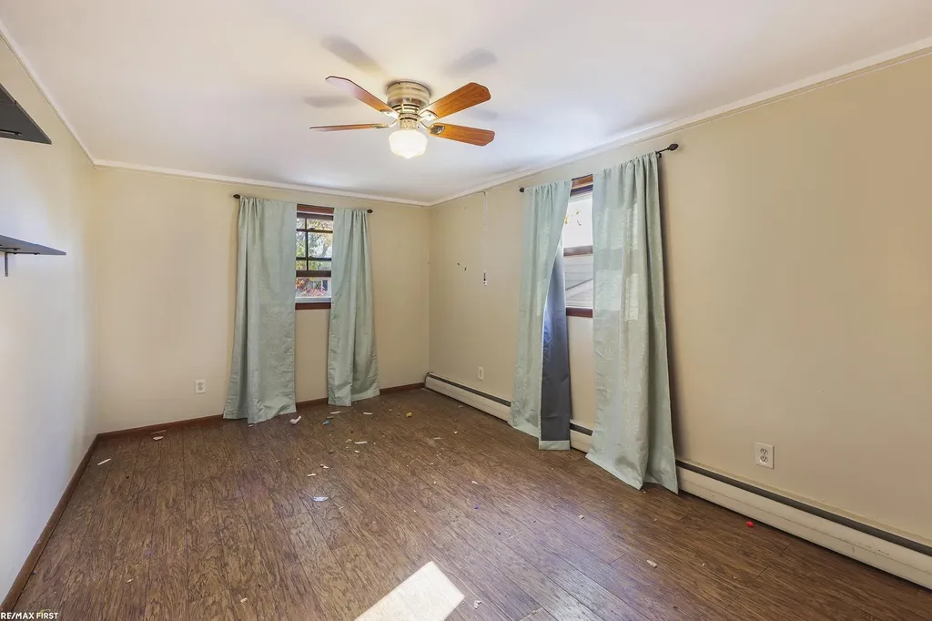 31461 Merrily St Street Roseville City MI 48066