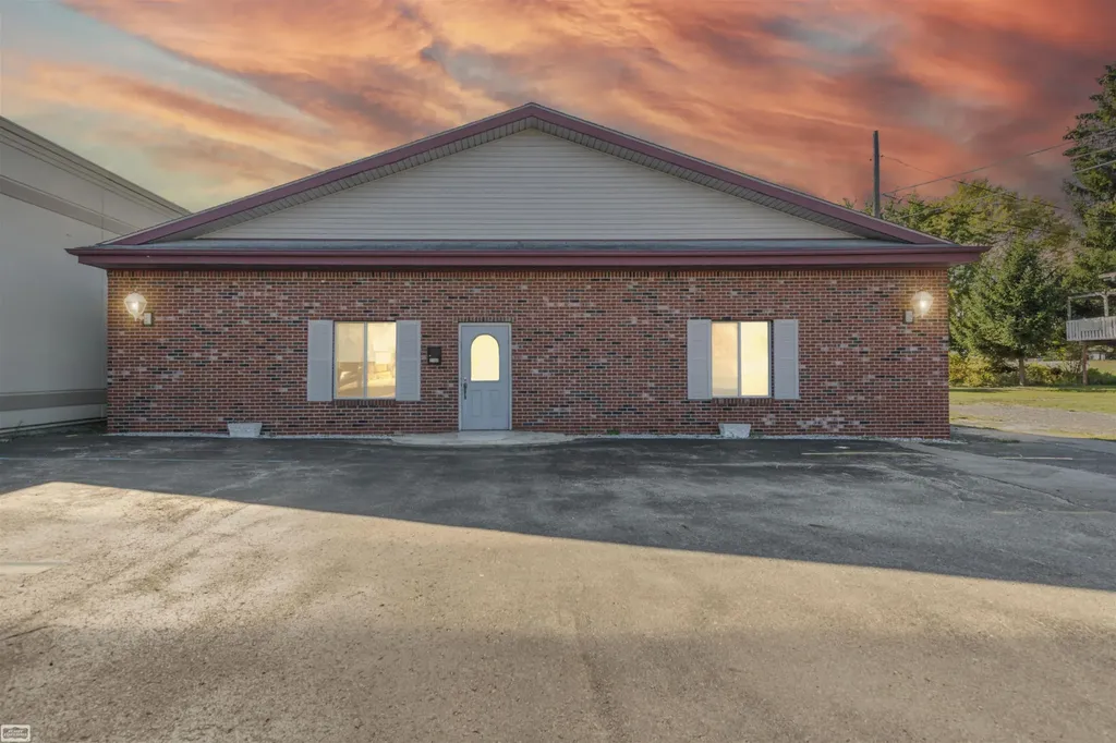 3103 Lapeer Road Port Huron Charter Township MI 48060