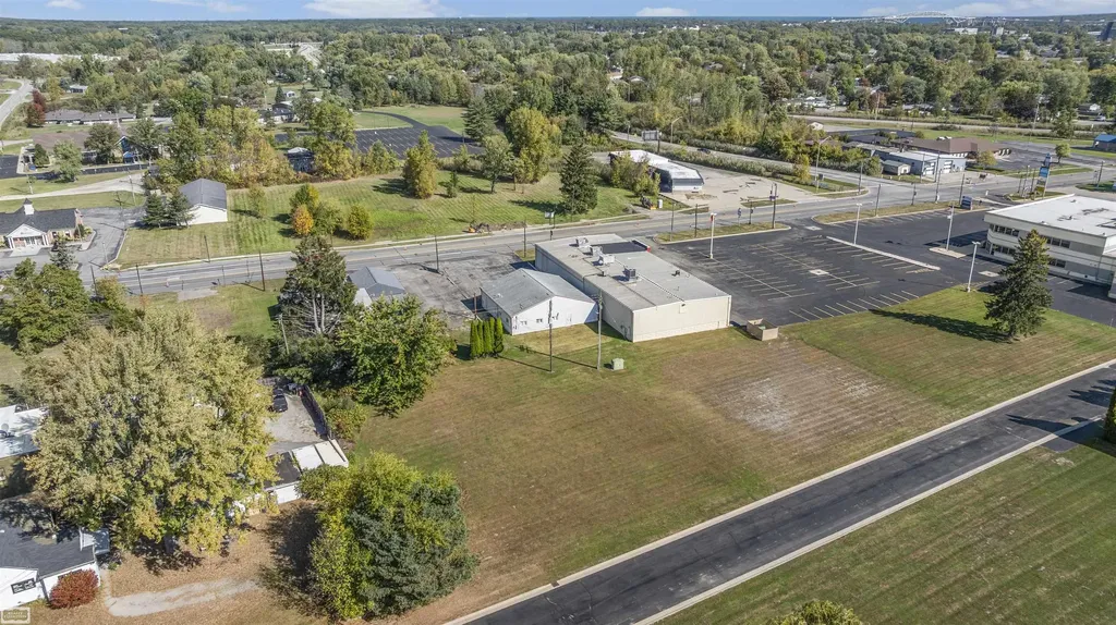 3103 Lapeer Road Port Huron Charter Township MI 48060