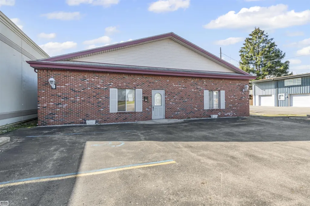 3103 Lapeer Road Port Huron Charter Township MI 48060