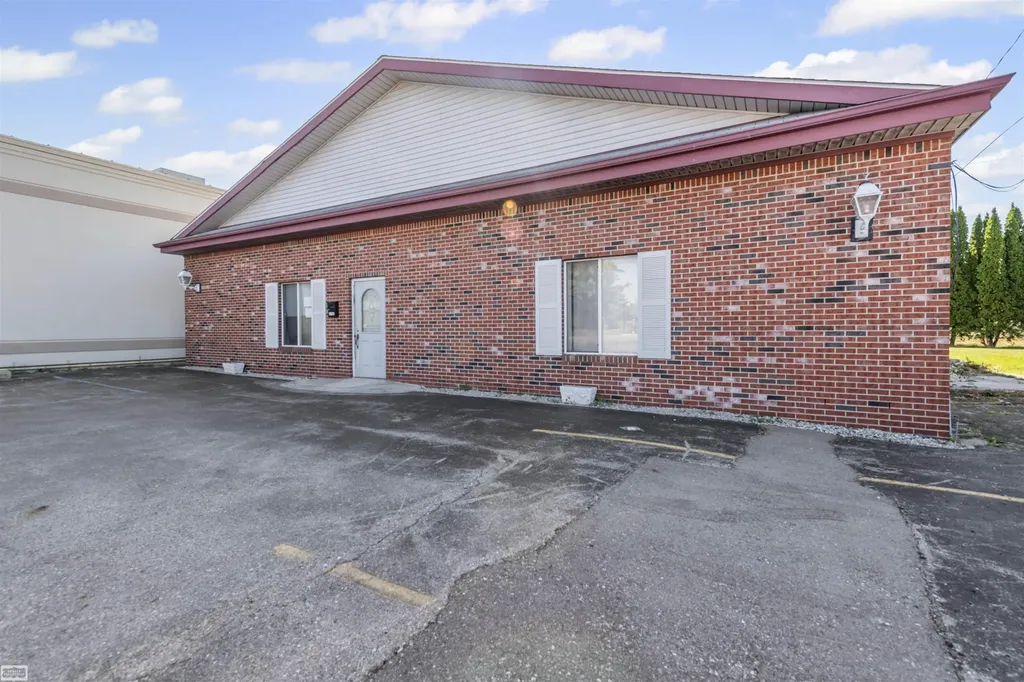 3103 Lapeer Road Port Huron Charter Township MI 48060