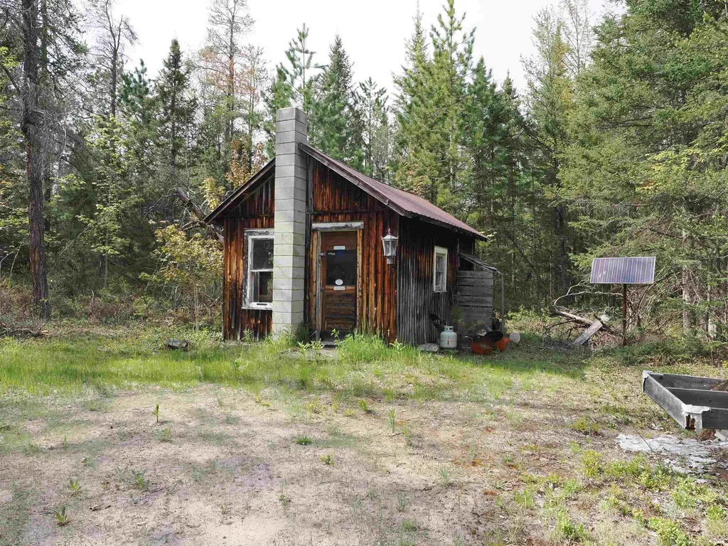 4011 Sandall Road Maple Ridge Township MI 49707