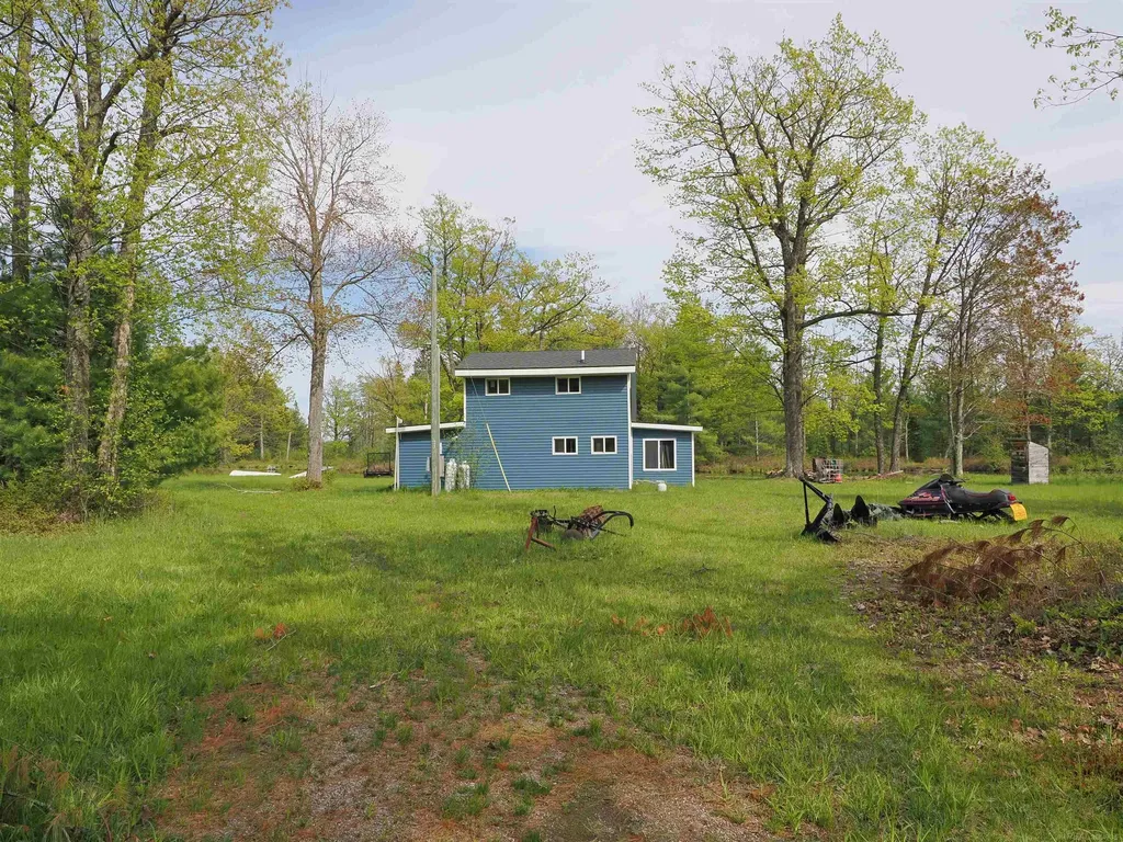 4011 Sandall Road Maple Ridge Township MI 49707