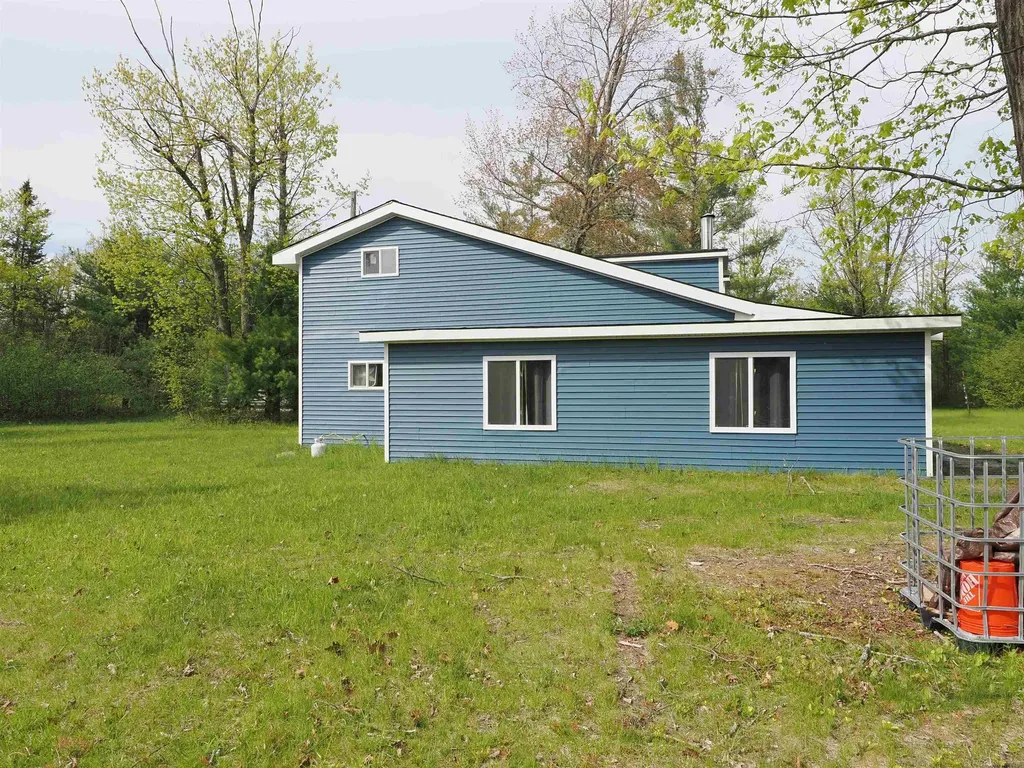 4011 Sandall Road Maple Ridge Township MI 49707