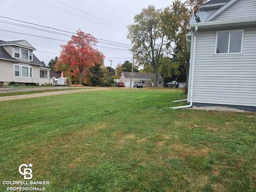 209 S Brockway Road Yale City MI 48097