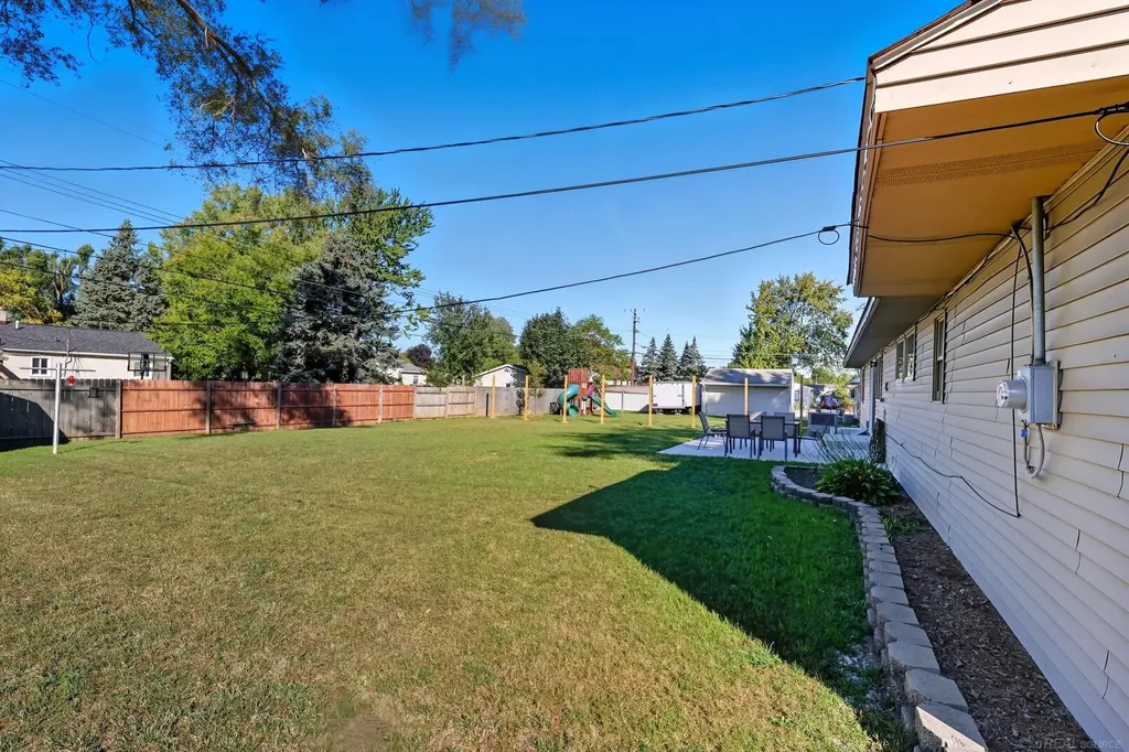 46419 Huling Street Shelby Charter Township MI 48317