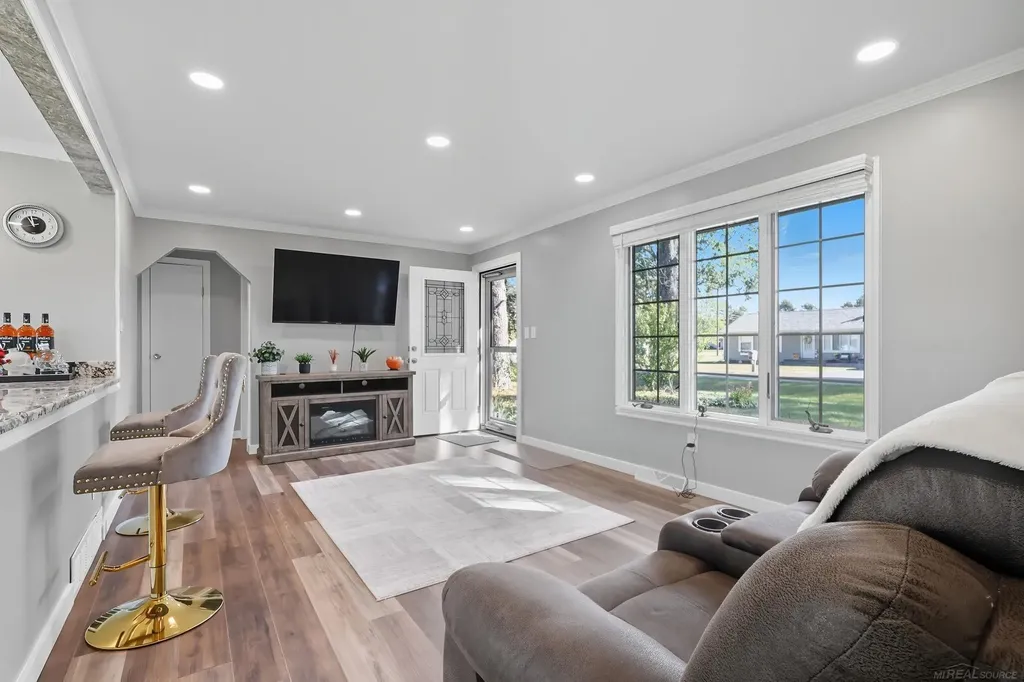 46419 Huling Street Shelby Charter Township MI 48317
