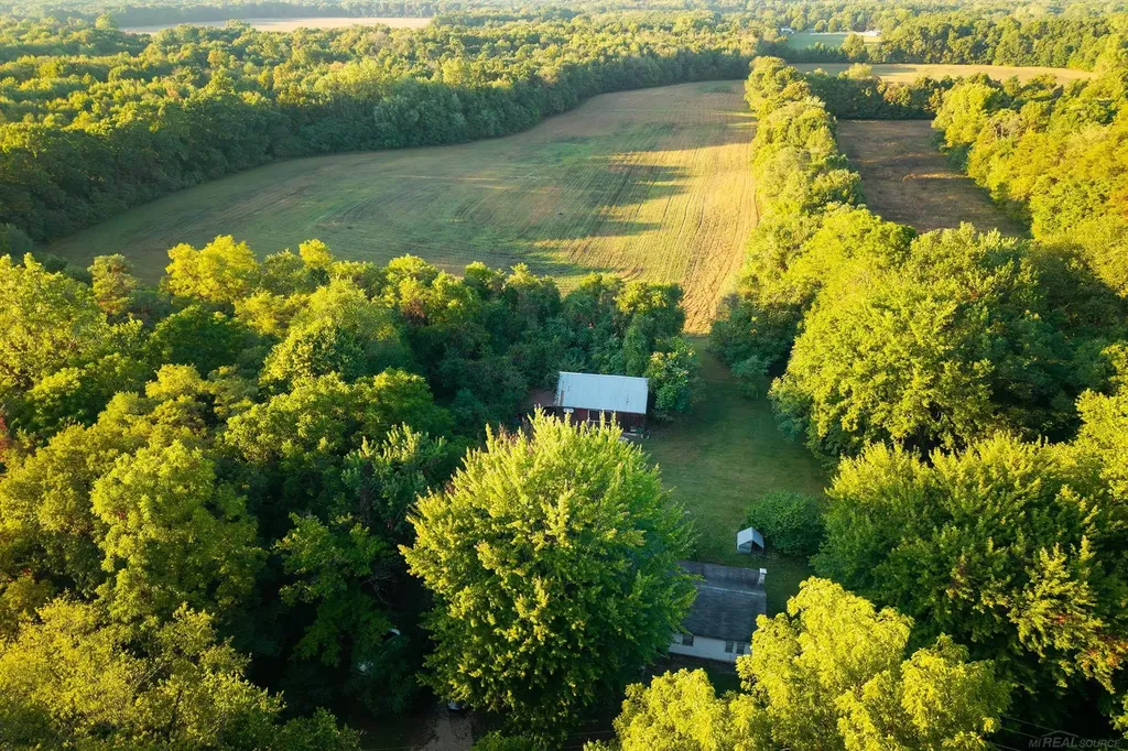 32898 Bertrand Street Milton Township MI 49120