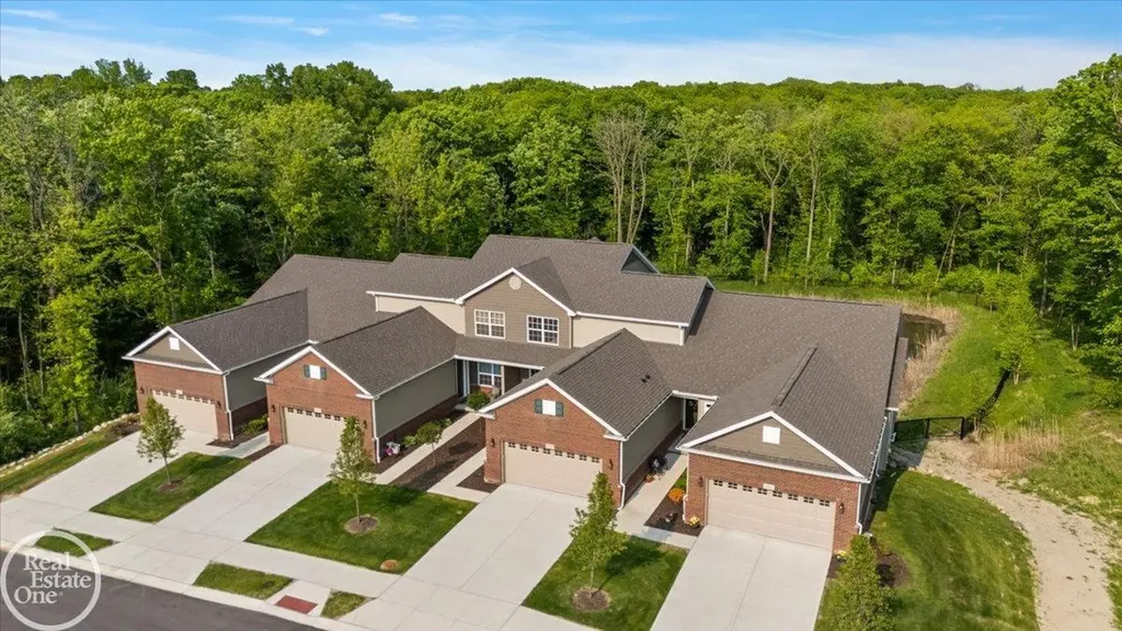 3095 Bridgewater Road Auburn Hills City MI 48326