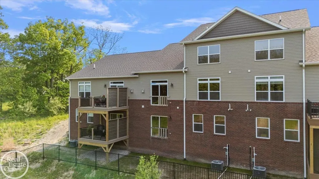 3095 Bridgewater Road Auburn Hills City MI 48326