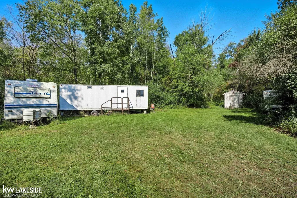 00 E Eddy Road Bridgehampton Township MI 48419
