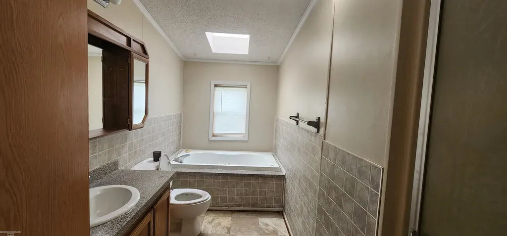 46403 Le Grande Boulevard Macomb Township MI 48044