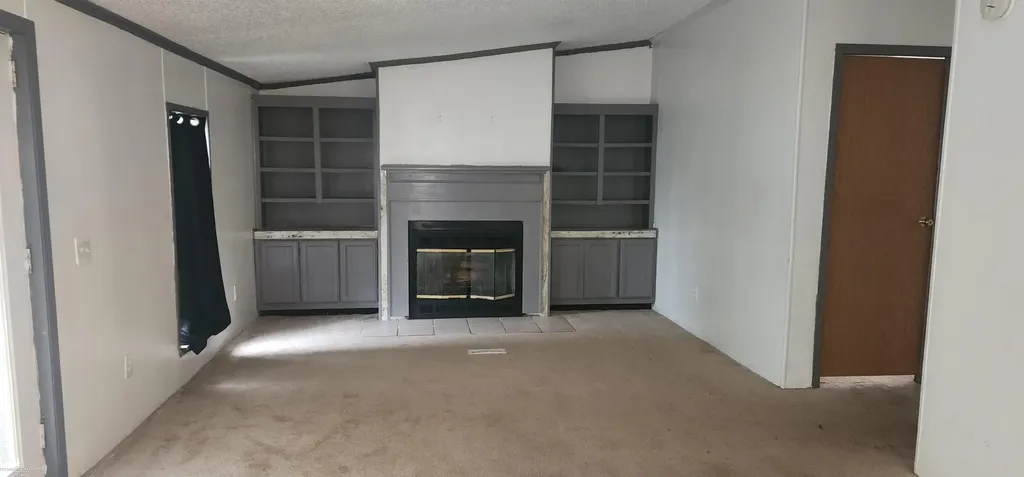 46403 Le Grande Boulevard Macomb Township MI 48044