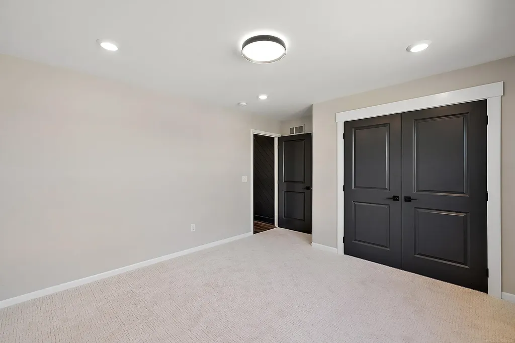 4076 Spring Meadow Drive Sterling Heights City MI 48314