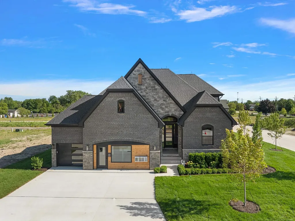 4076 Spring Meadow Drive Sterling Heights City MI 48314