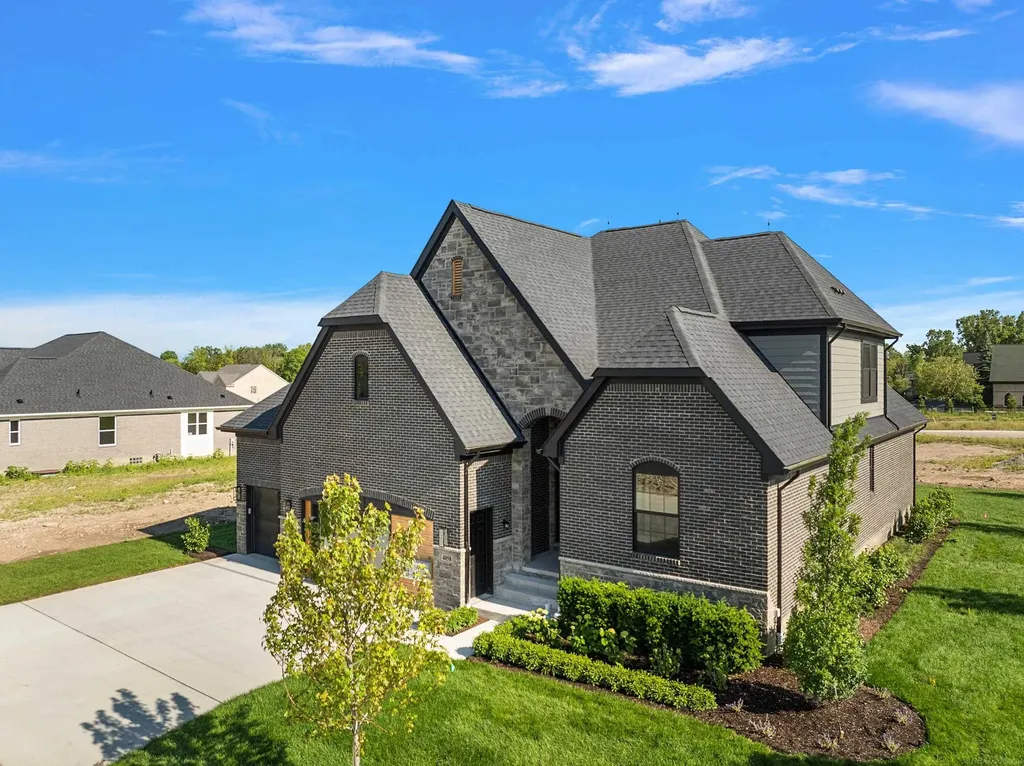 4076 Spring Meadow Drive Sterling Heights City MI 48314