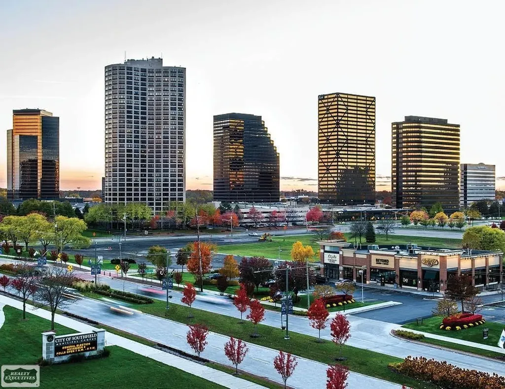 5000 Unit 801 Town Center Southfield City MI 48075
