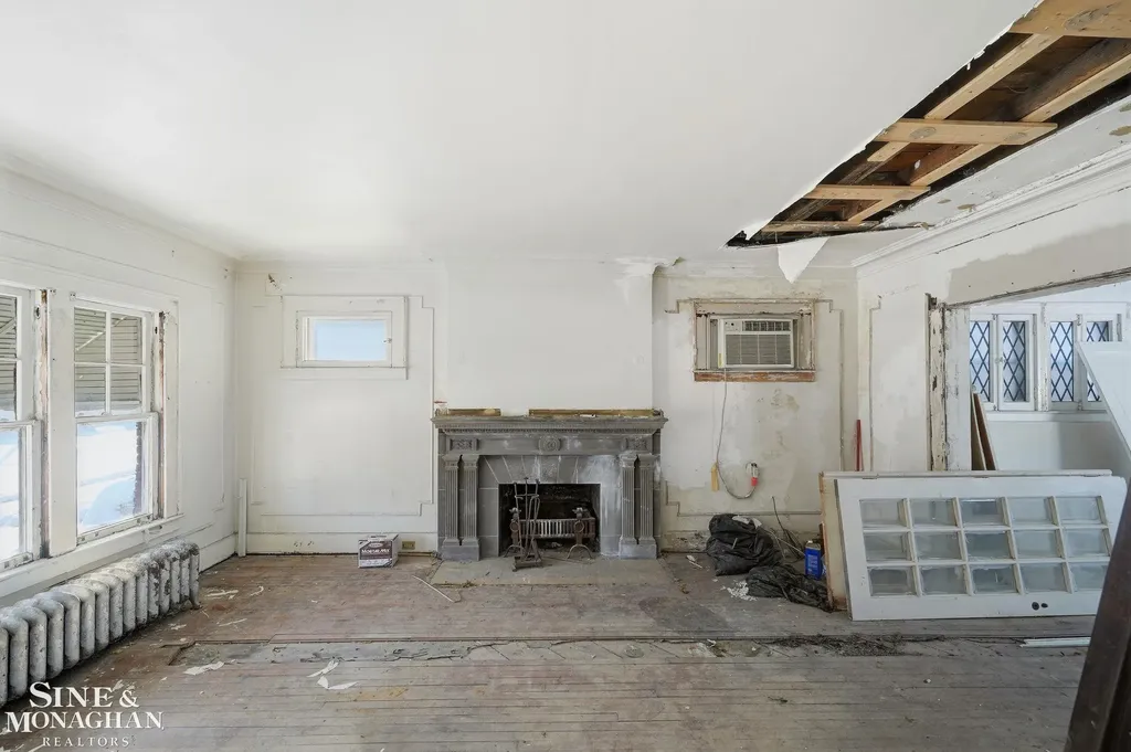 1234 Edison Street Detroit City MI 48202