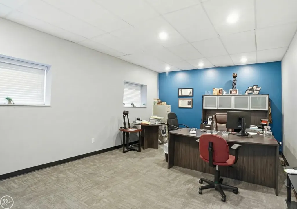 22655 S Chrysler Drive Hazel Park City MI 48030