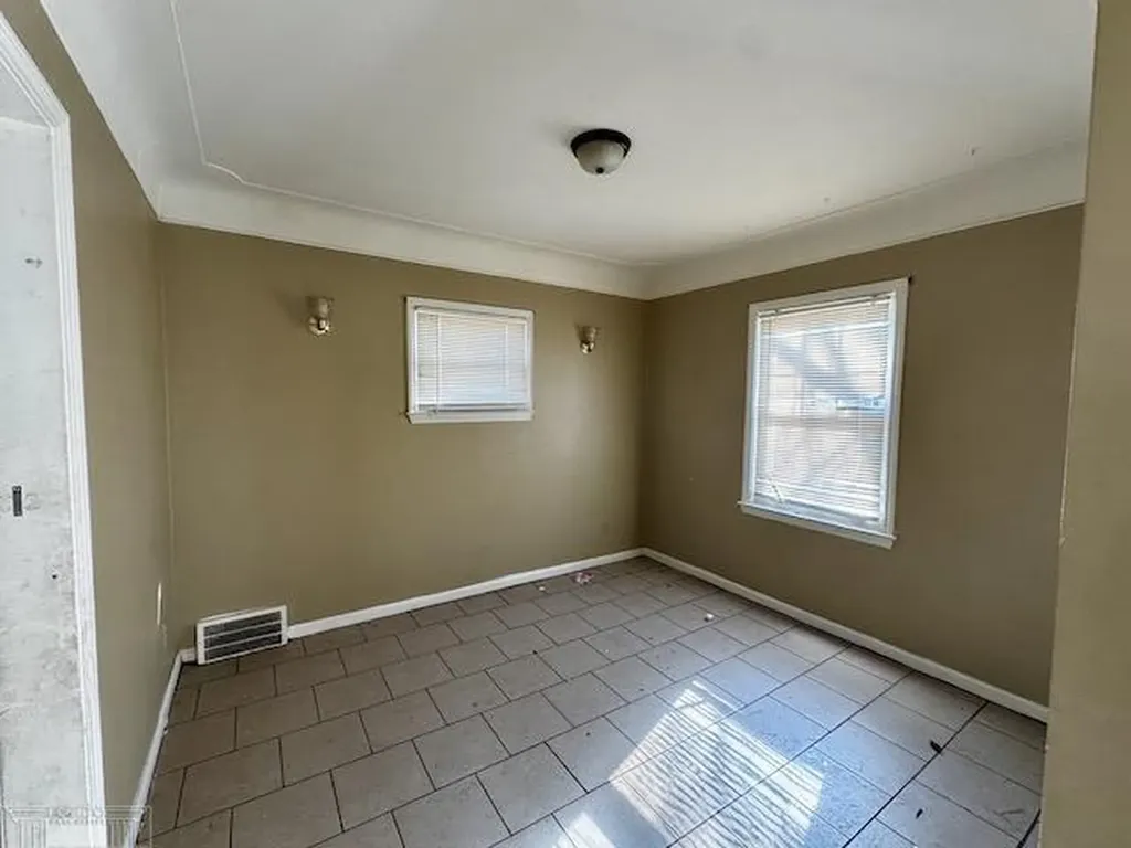 5754 Farmbrook Street Detroit City MI 48224