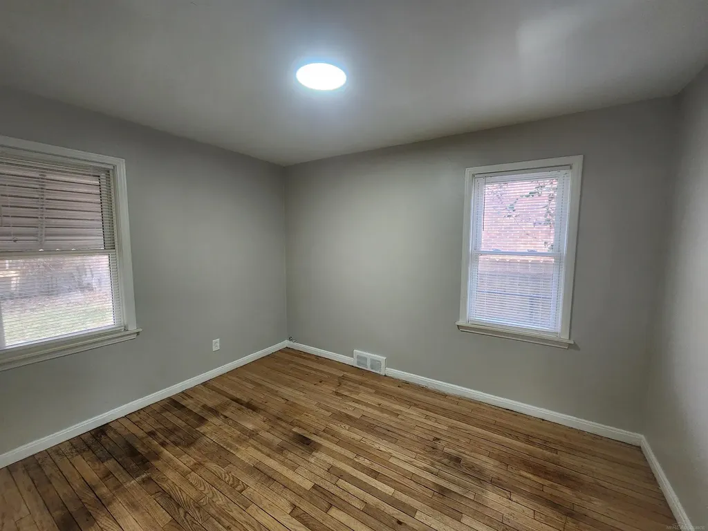 15335 Vaughan Street Detroit City MI 48223
