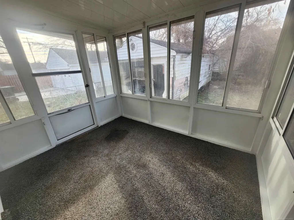 15335 Vaughan Street Detroit City MI 48223