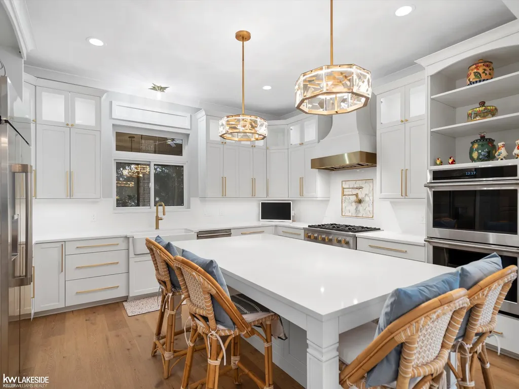 5769 Cotswold Drive Washington Township MI 48094
