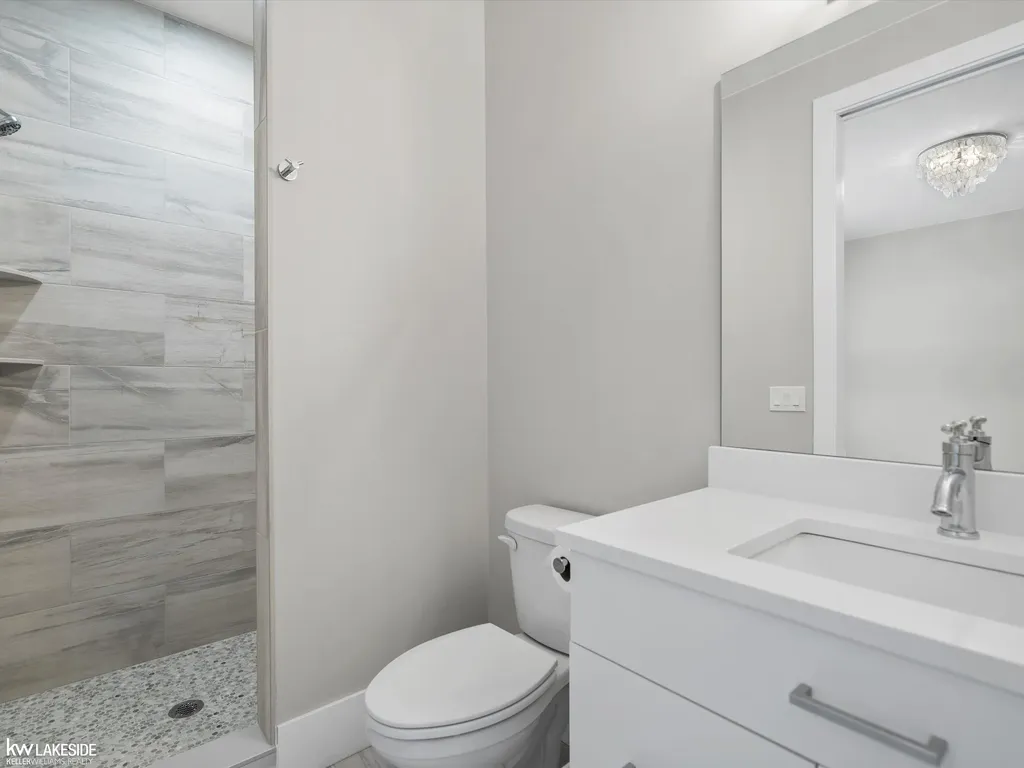 5769 Cotswold Drive Washington Township MI 48094