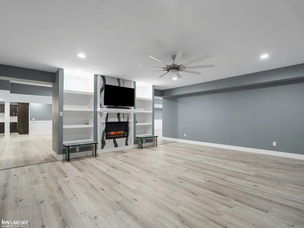 5769 Cotswold Drive Washington Township MI 48094