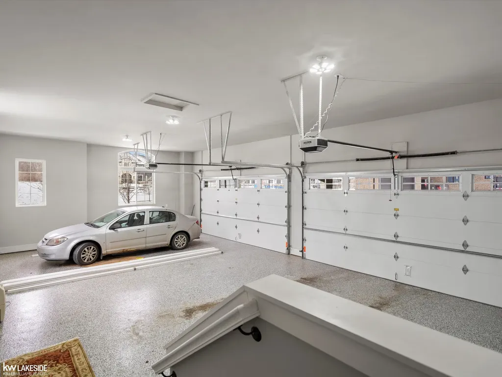 5769 Cotswold Drive Washington Township MI 48094