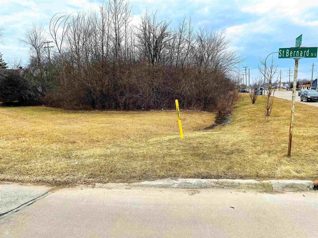 00 Gratiot Boulevard Marysville City MI 48040