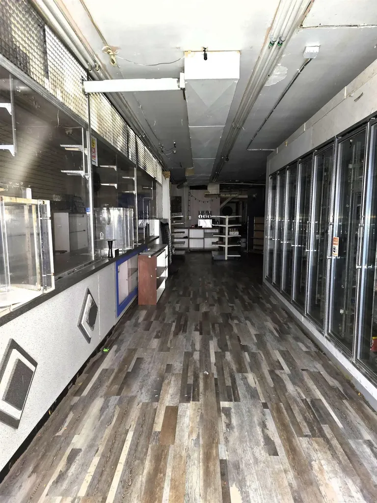 20032 Kelly Road Harper Woods City MI 48225