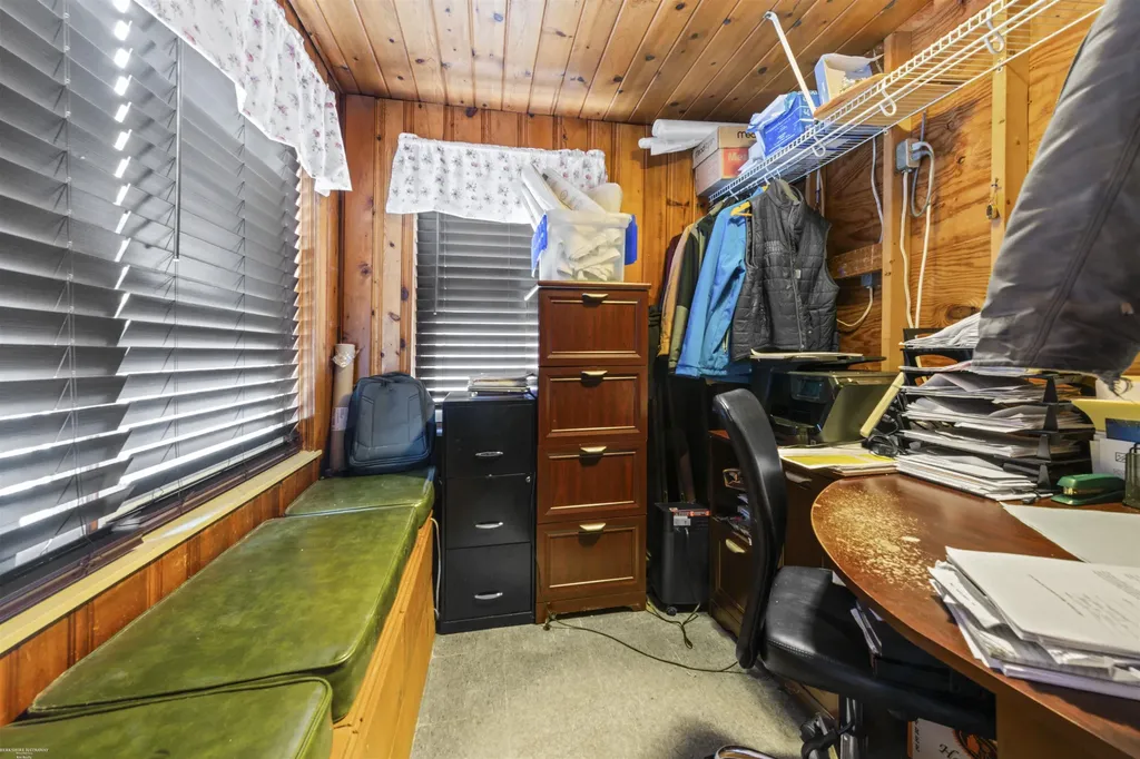 22437 Milner Street St. Clair Shores City MI 48081
