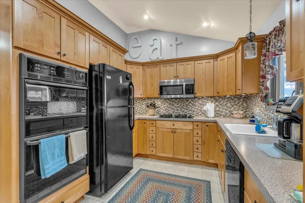 7261 Bluebill Street Clay Township MI 48001