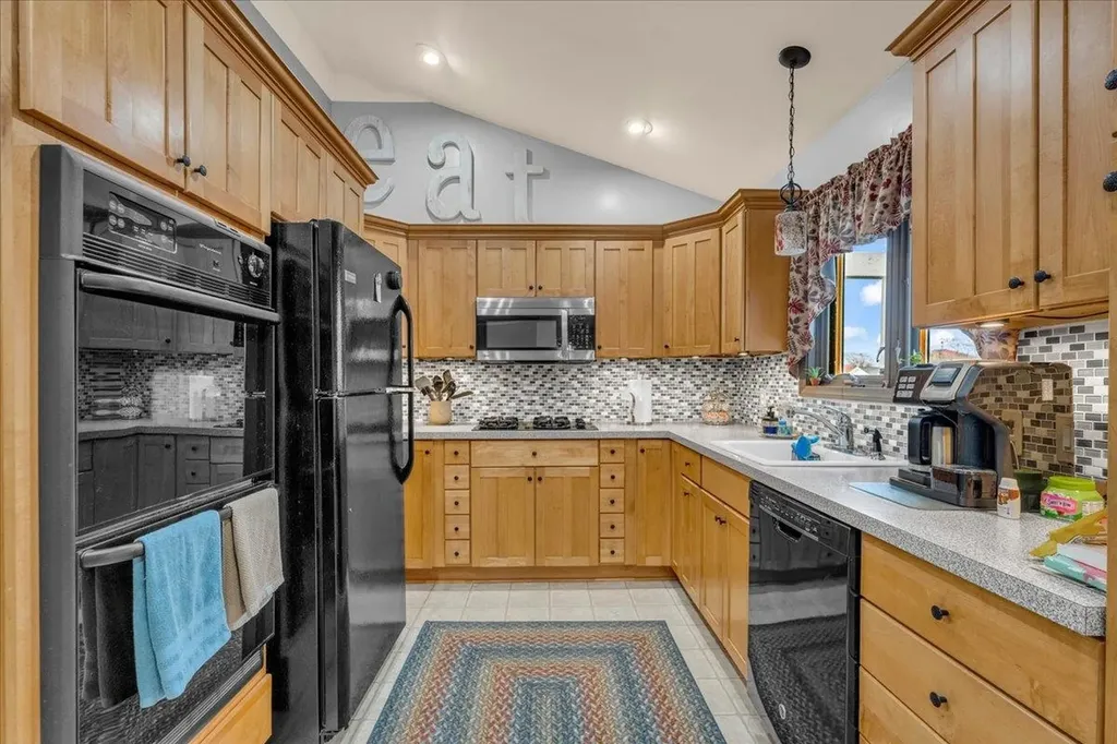 7261 Bluebill Street Clay Township MI 48001