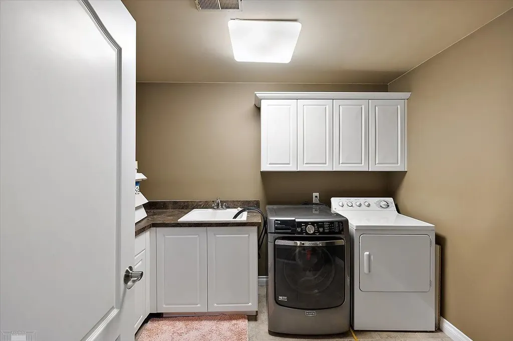 61403 Barclay Drive Washington Township MI 48094